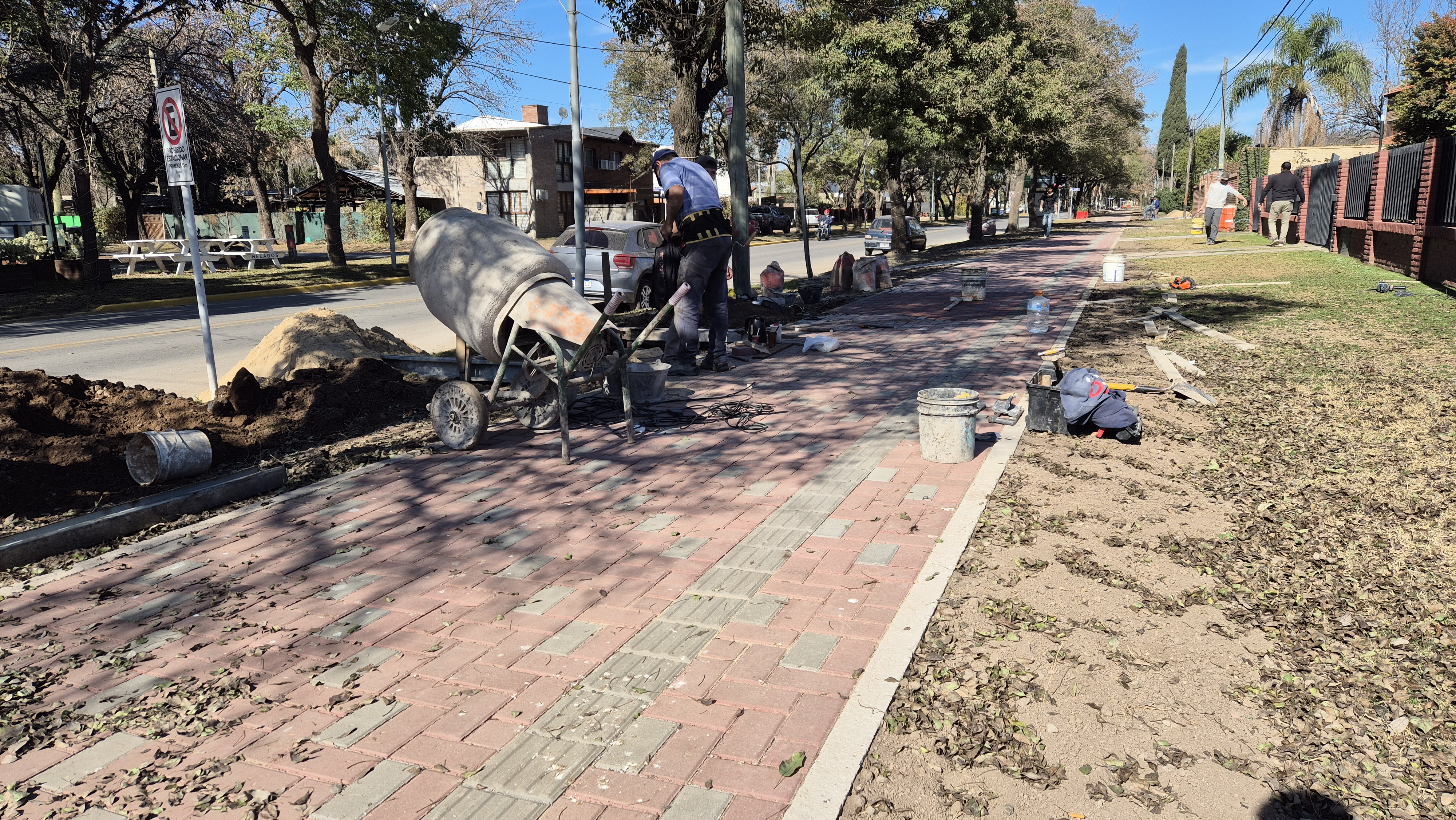 Nuevas veredas y bicisendas: avanza la transformación de Yrigoyen 